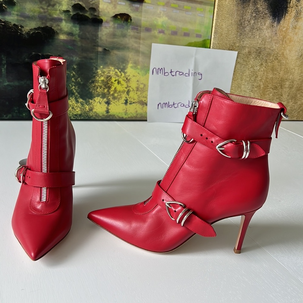 Gianvito Rossi red leather pointed toe stilettos heel ankle hi boots size 6.5M